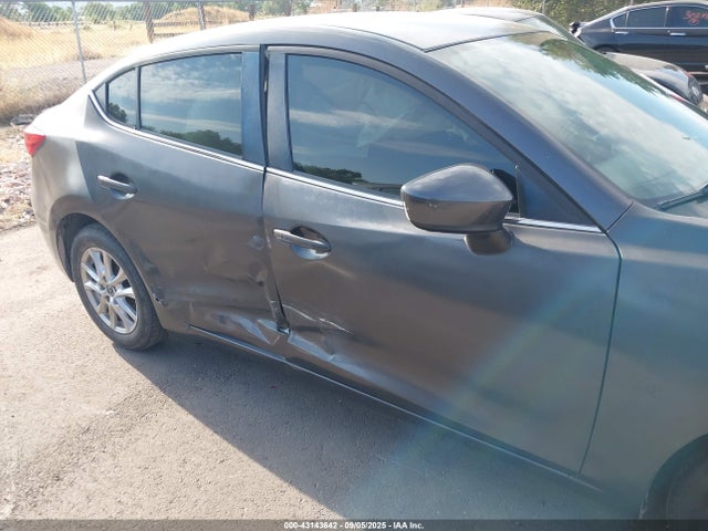JM1BM1V78F1251215 Mazda pe