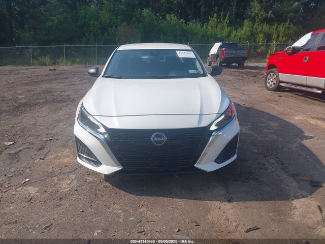 1N4BL4DV9RN301384 Nissan 2024