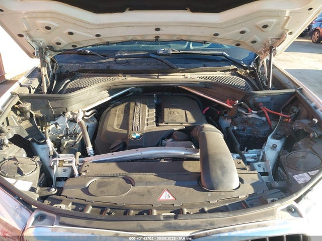 BMW X5 2014 5UXKR2C56E0H33034 Image 10