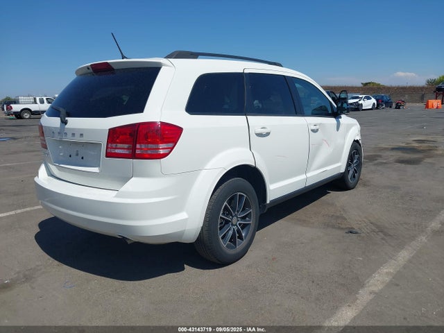 Dodge Journey 2017 3C4PDCAB9HT573532 Image 4