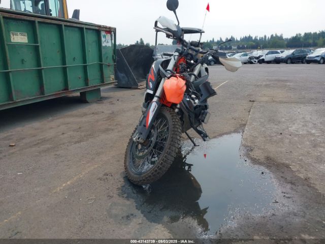 2022 KTM 890 VBKTR6402NM836035 Photo 4