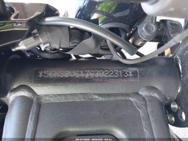 2025 INDIAN MOTORCYCLE CO. SCOUT 56KSBV613S3022313 Photo 9