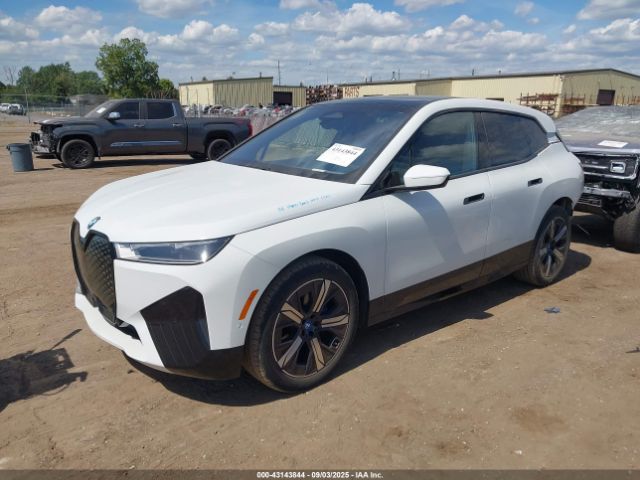 2025 BMW IX WB523CF07SCS57145 Photo 1