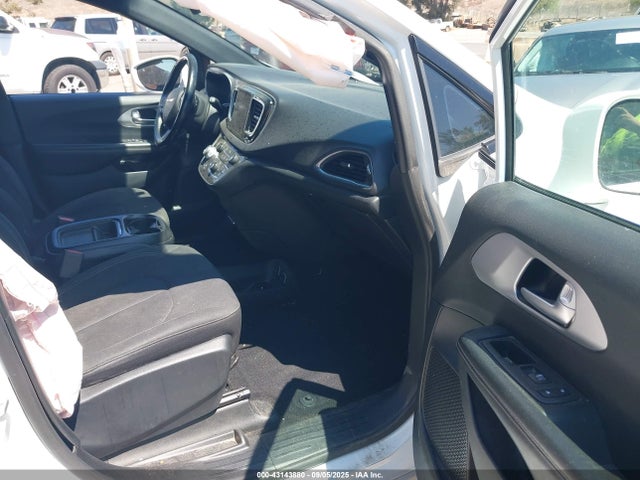 Aukcja sprzedaży 2018 Chrysler Pacifica Touring Plus, vin: 2C4RC1FG0JR287288, numer aukcji: 43143880