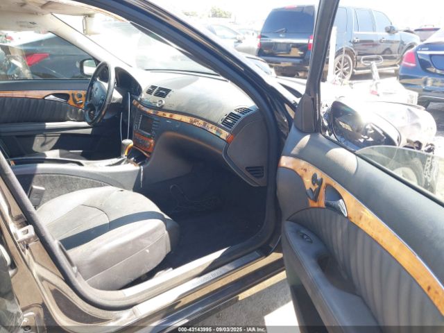 2007 MERCEDES-BENZ E 550 WDBUF72X47B074442 Photo 4