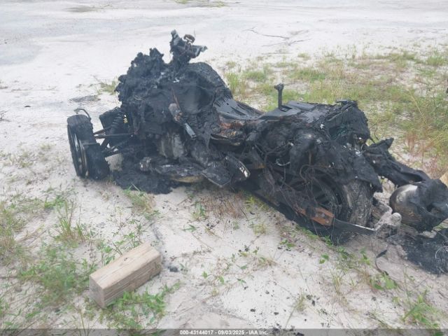 2014 CAN-AM SPYDER ROADSTER 2BXNBDD12EV003805 Photo 2