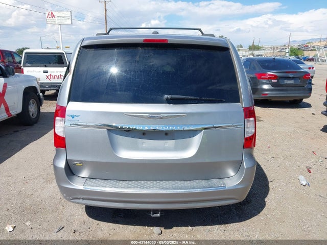 2C4RC1BG7GR206639 Chrysler Town and Country