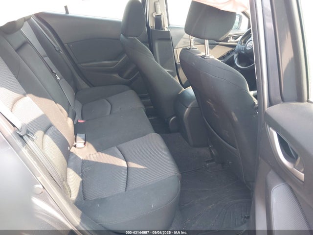 JM1BM1K78G1313749 Mazda pe