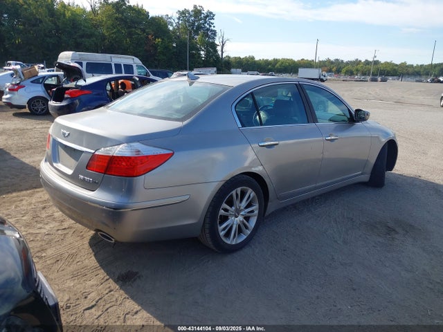 2009 Hyundai Genesis 4.6 მანქანა იყიდება აუქციონზე, vin: KMHGC46F09U054456, აუქციონის ნომერი: 43144104