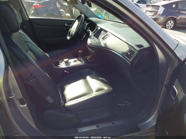 2009 Hyundai Genesis 4.6 მანქანა იყიდება აუქციონზე, vin: KMHGC46F09U054456, აუქციონის ნომერი: 43144104