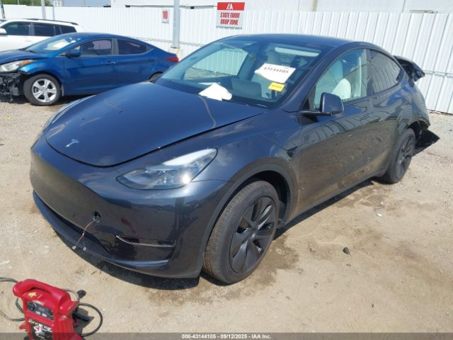 2025 TESLA MODEL Y 7SAYGDED5SF321430 Photo 1