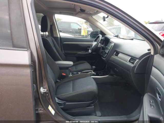 2017 MITSUBISHI OUTLANDER JA4AD3A3XHZ041224 Photo 4