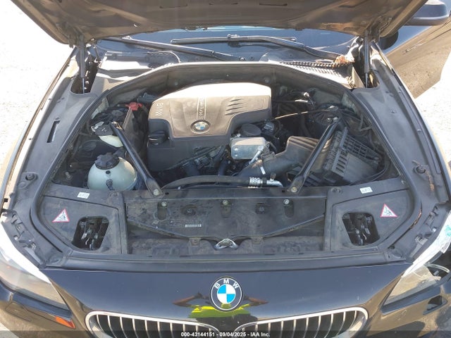 WBA5A5C53ED506569 BMW 528I