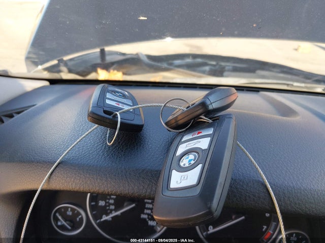 WBA5A5C53ED506569 BMW 528I