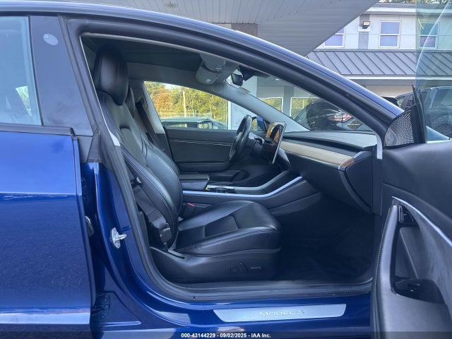 2019 TESLA MODEL 3 5YJ3E1EBXKF433019 Photo 4