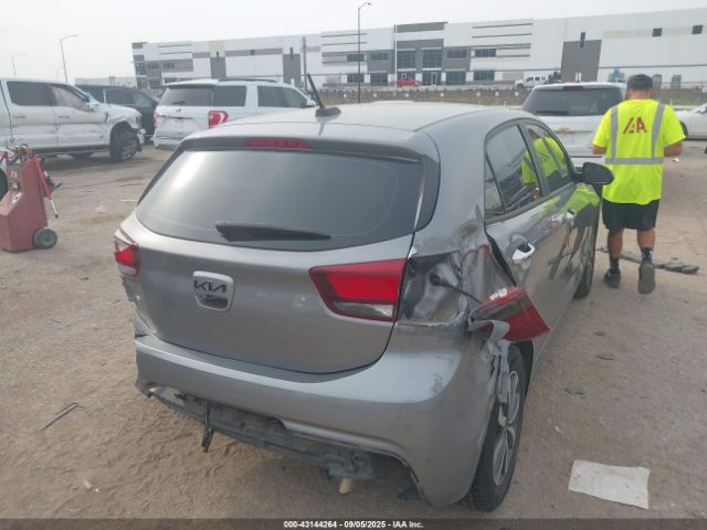 2023 KIA RIO 5-DOOR 3KPA25AD7PE588901 Photo 3