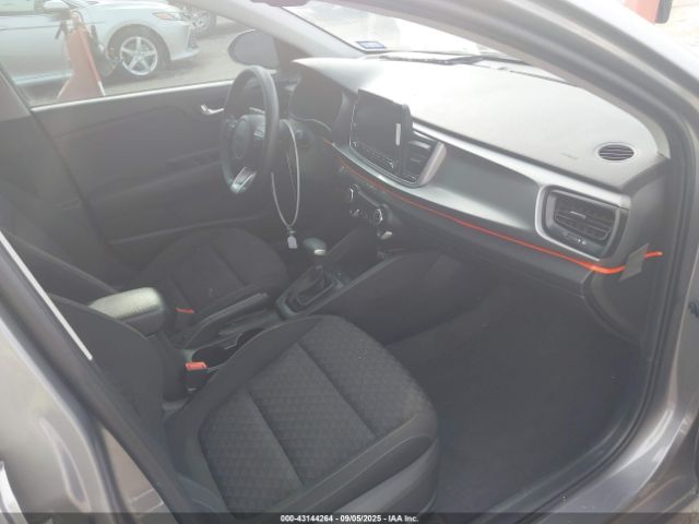 2023 KIA RIO 5-DOOR 3KPA25AD7PE588901 Photo 4