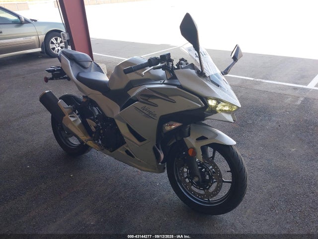 Kawasaki 2025 2025 ML5EXGH16SDA43709 main image