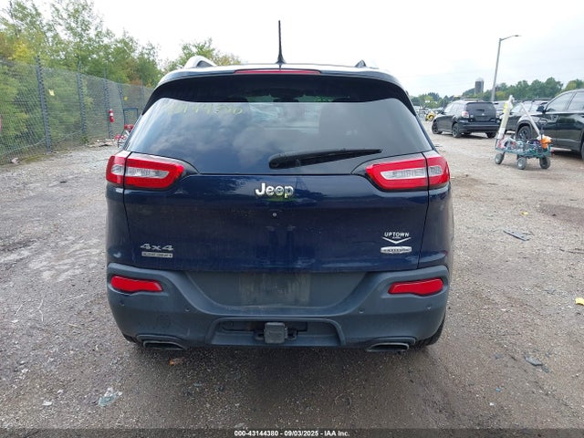 1C4PJMCS7FW627056 Jeep Cherokee