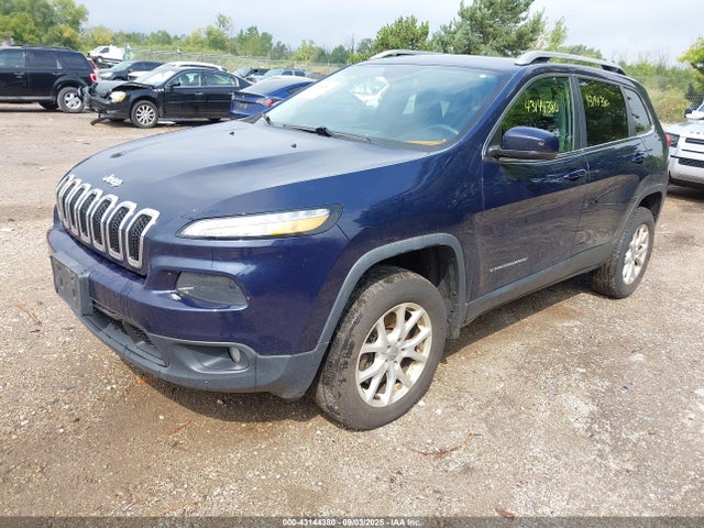 1C4PJMCS7FW627056 Jeep Cherokee