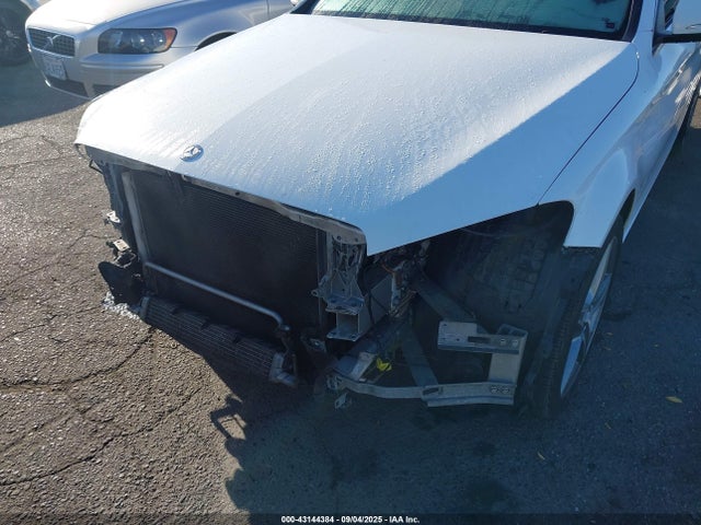 55SWF4KB9FU024112 Mercedes-Benz C-Class