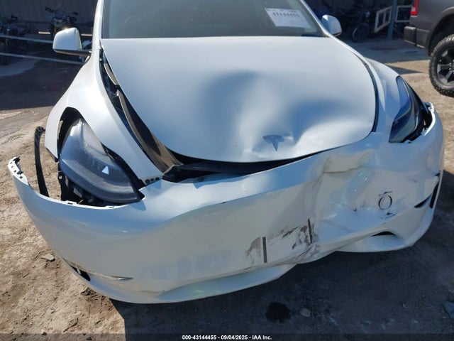 7SAYGDED0RF038413 Tesla 2024
