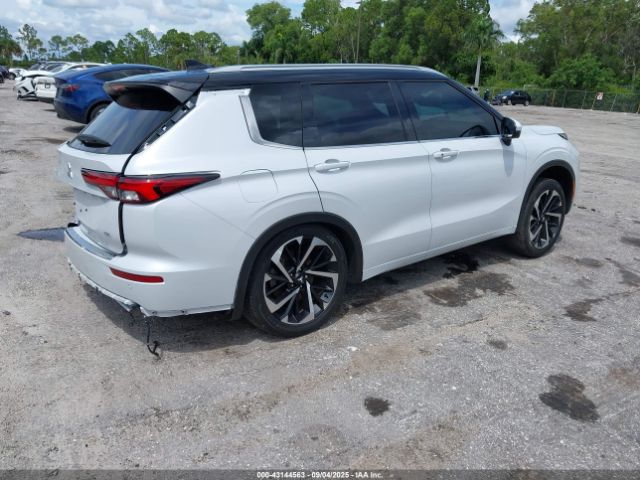 2024 MITSUBISHI OUTLANDER JA4J3WA86RZ055719 Photo 3