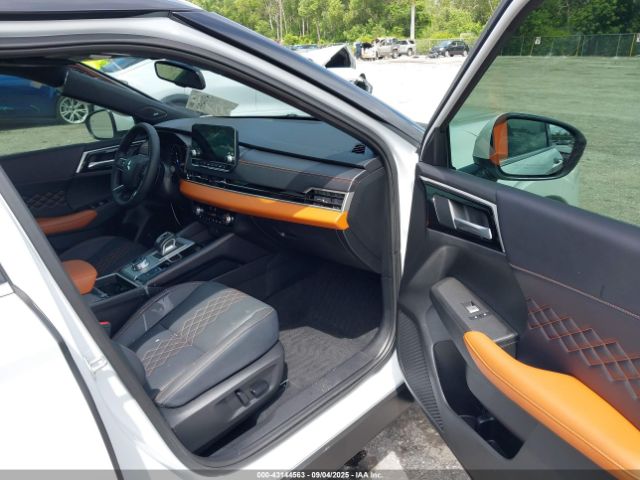 2024 MITSUBISHI OUTLANDER JA4J3WA86RZ055719 Photo 4