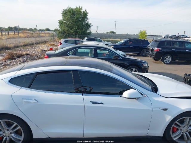 5YJSA1E46FF118958 Tesla MODEL S