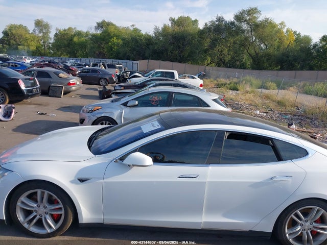 5YJSA1E46FF118958 Tesla MODEL S