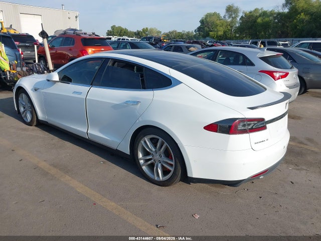 5YJSA1E46FF118958 Tesla MODEL S