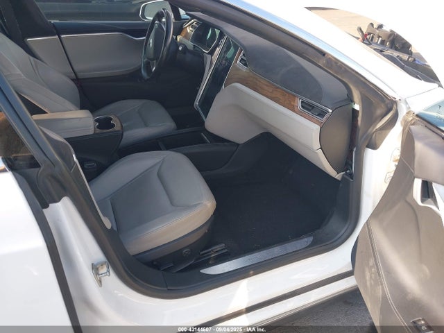 5YJSA1E46FF118958 Tesla MODEL S