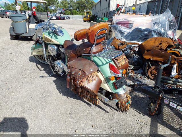 2015 INDIAN MOTORCYCLE CO. CHIEF 56KCCVAA4F3319217 Photo 2