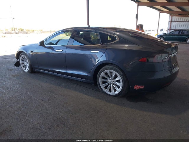 2017 TESLA MODEL S 5YJSA1E20HF179546 Photo 2