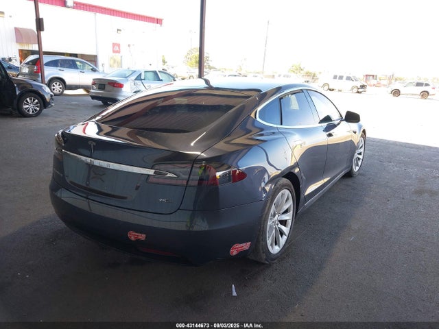 2017 TESLA MODEL S 5YJSA1E20HF179546 Photo 3