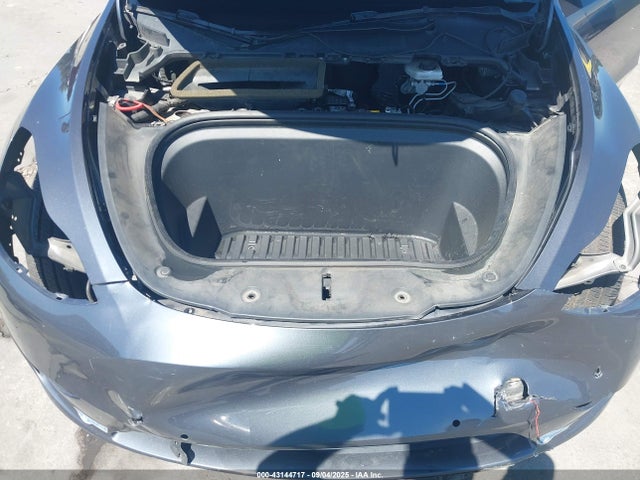 2021 TESLA MODEL Y 5YJYGDEF6MF157705 Photo 9