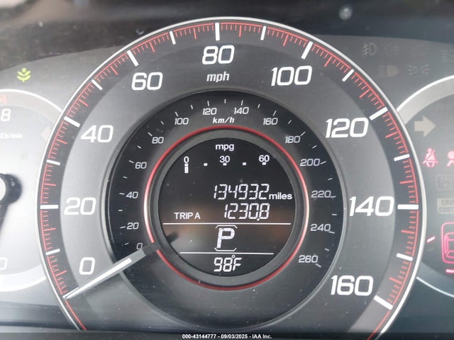 Honda k24w1 2014 1HGCR2F53EA105023 Image 16