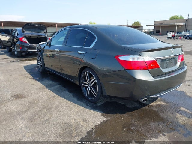 Honda k24w1 2014 1HGCR2F53EA105023 Image 3