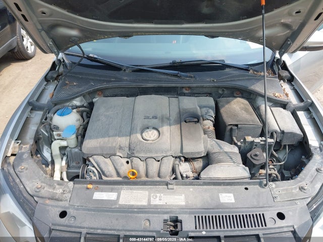43144797 :رقم المزاد ، 1VWCP7A39CC006938 vin ، 2012 Volkswagen Passat 2.5l Sel Premium مزاد بيع