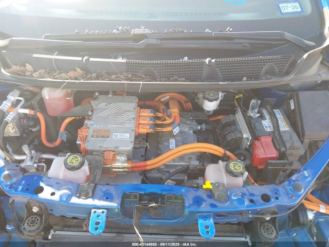 1G1FY6S09M4107221 Chevrolet 2021