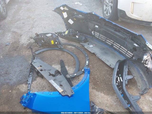 1G1FY6S09M4107221 Chevrolet 2021