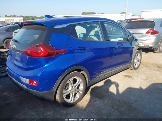 1G1FY6S09M4107221 Chevrolet 2021