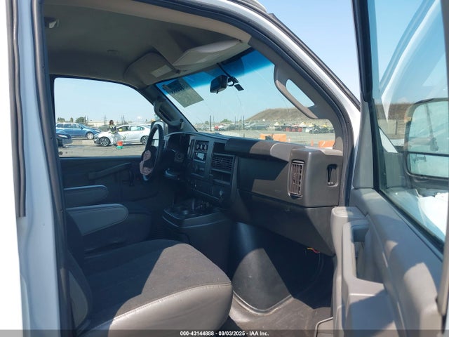 1GTW7AFP9M1310695 GMC lv1