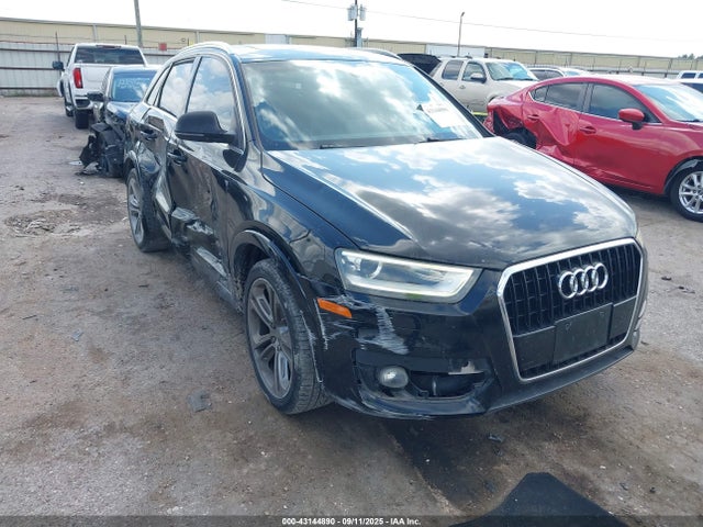 2015 AUDI Q3 WA1GFCFS6FR009243 Photo 0