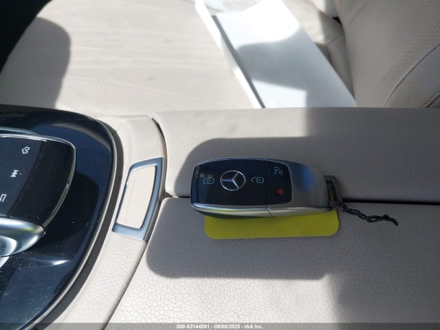 WDDZF4JB2HA094360 Mercedes-Benz m274