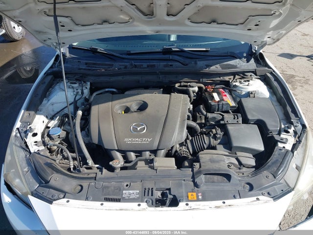 JM1BM1W71E1141412 Mazda pe