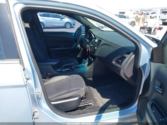 1C3CCBBB7EN204663 Chrysler 2014