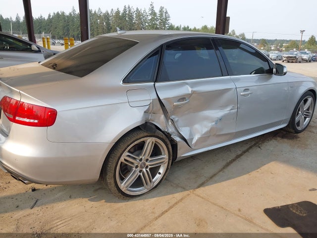 2010 AUDI S4 WAUKGAFL7AA168917 Photo 5