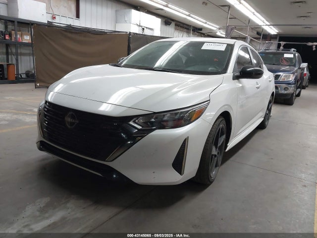 Nissan 2024 2024 3N1AB8DV2RY309638 Image 2