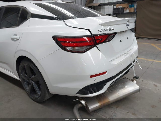 Nissan 2024 2024 3N1AB8DV2RY309638 Image 6